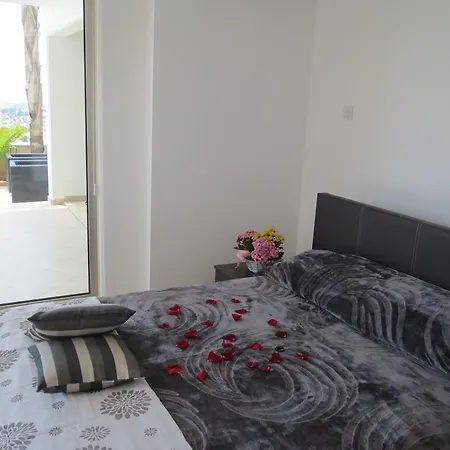 Apartment City Views - Only For Couples