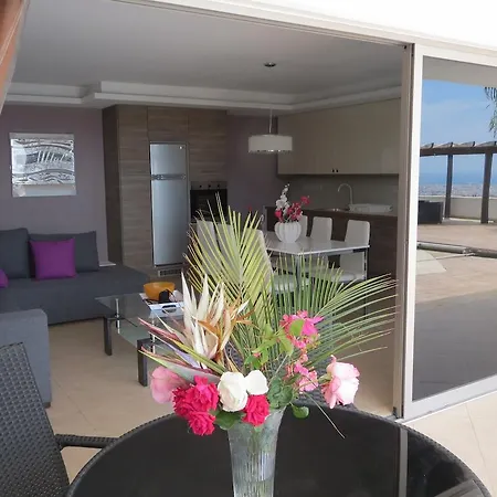 City Views - Only For Couples Apartment