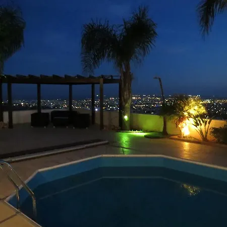 City Views - Only For Couples
