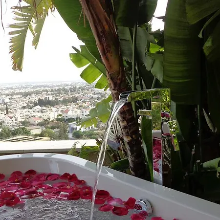 City Views - Only For Couples Apartment *