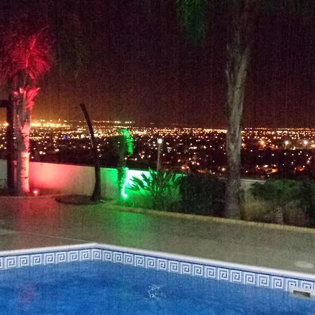 City Views - Only For Couples Apartment Limassol